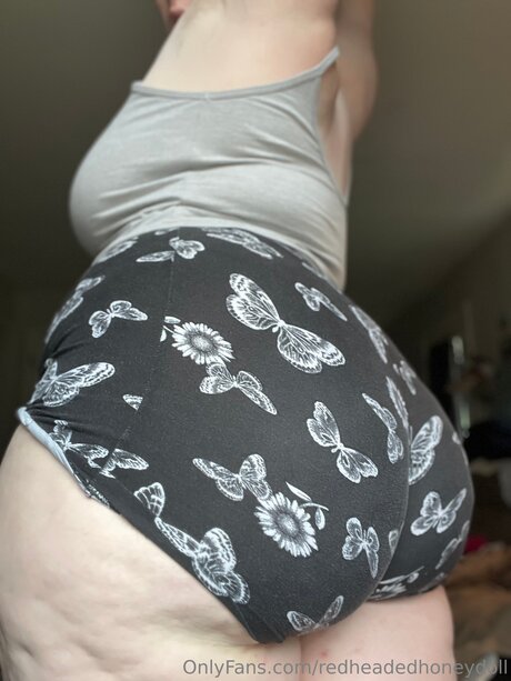 Redheadedhoneydoll schauspielerin akt fotos