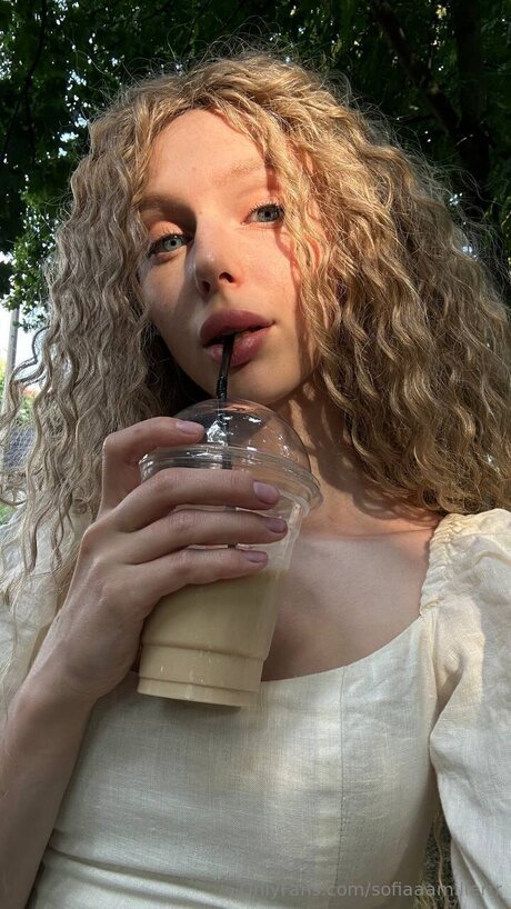 Sofiaaamillerrr hübsche pornostar bild