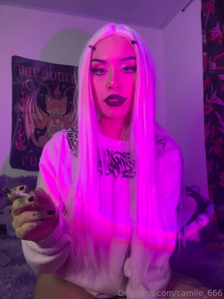 Camile 666 top perfekte bild