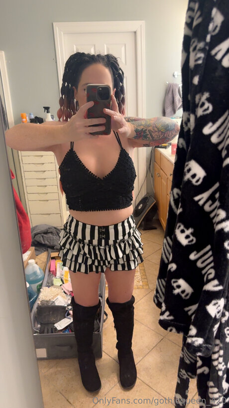 Gothicqueen 420 heiße sexy bilder