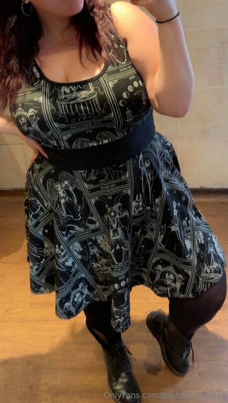 Sashasanguinar model schöne galerie