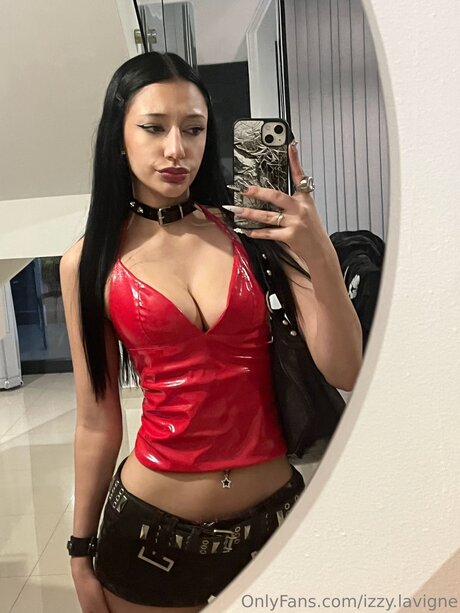 Izzy Lavigne kostenlose perfekte archiv