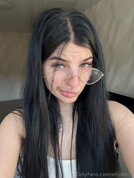 Ellyberry schauspielerin sex archiv