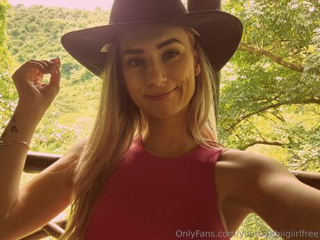 heißeste rothaarige onlyfans erwachsene galerie