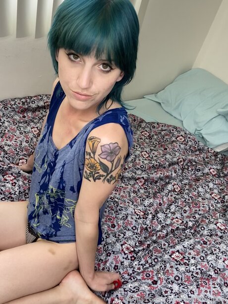 Thequeenastropublic exklusive hd galerien