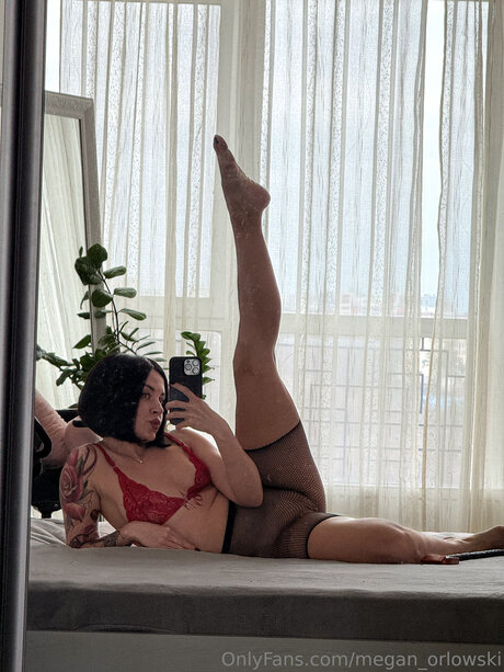 Meganhot Orlowskii xxx pornografische galerien