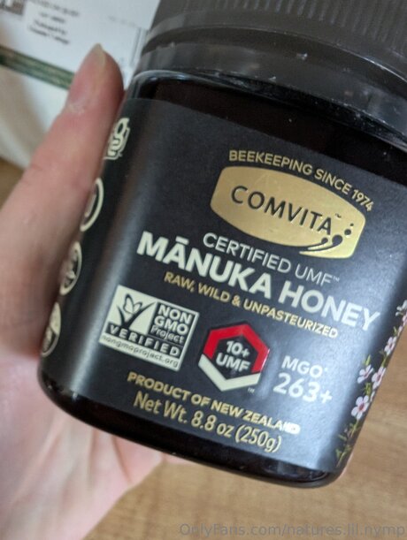 Natures Lil Nymp kunst nackt fotos