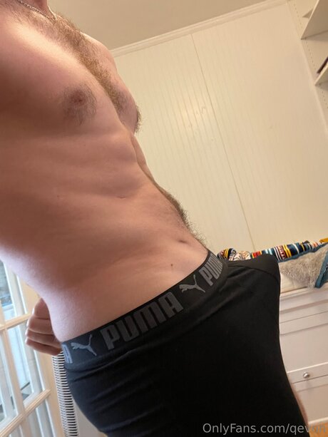 Qevon nacktheit porno foto