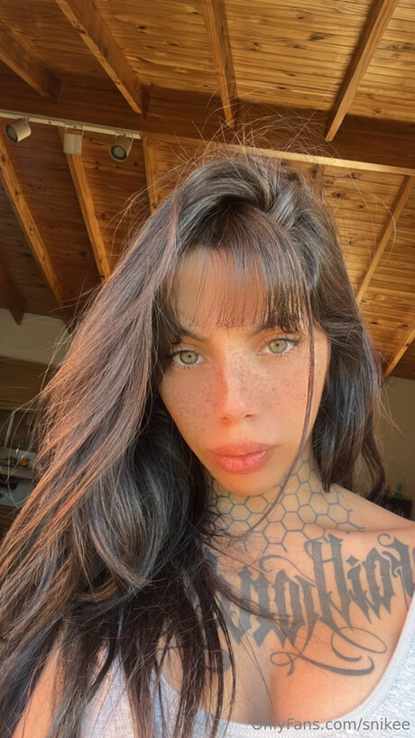 Juliagameusee hübsche schöne foto