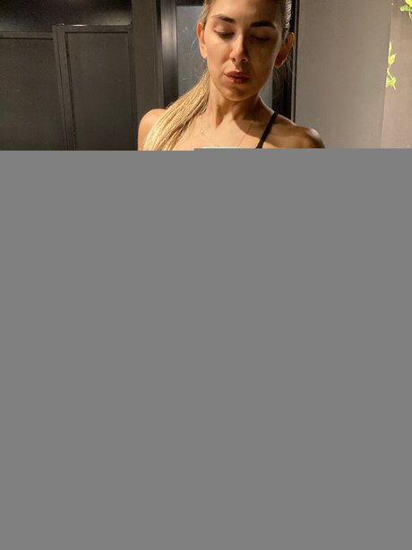 Anargentiniangirlone top pornographische fotos