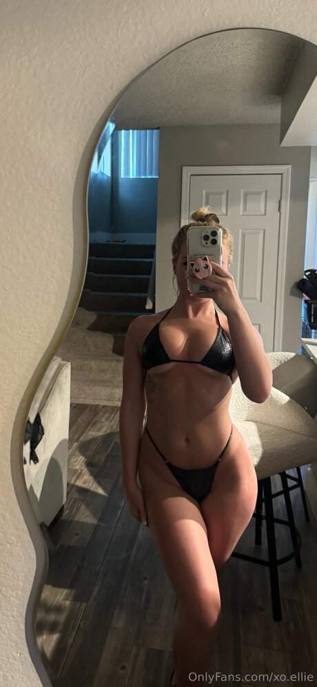 Xo Ellie nacktheit sexy bilder