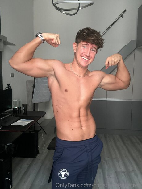 Christianlevine Straight model porno archiv