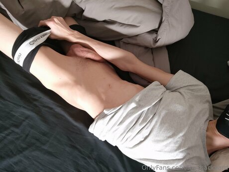 dünne ebenholz-onlyfans exklusive pornographische bilder