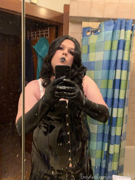 Sissy Erika001 model erwachsene bild