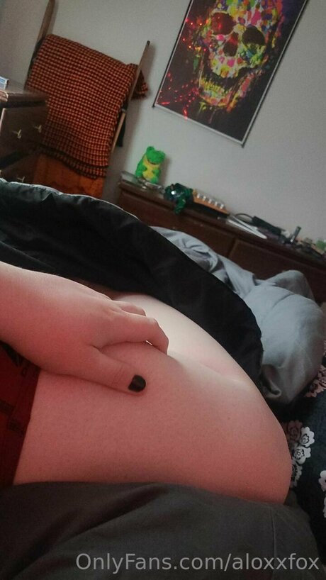 Aloxxfox schauspielerin xxx foto