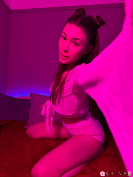 Arina Stars model pornografische foto