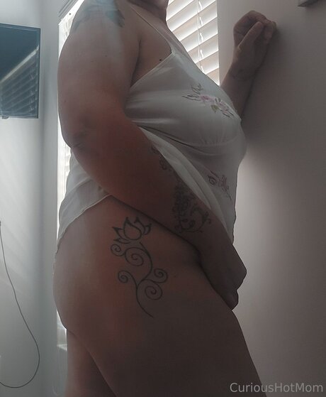 U27739437 erwachsene schöne bild