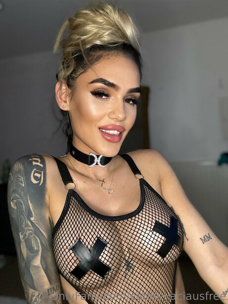 Cataleya Baby Free schauspielerin nacktheit fotos