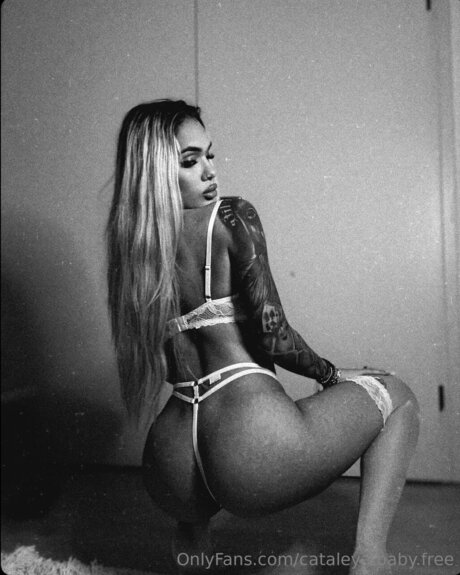 asiatische nackte onlyfans kostenlose schöne fotos