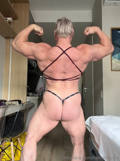 Helletrevino nackt akt galerien