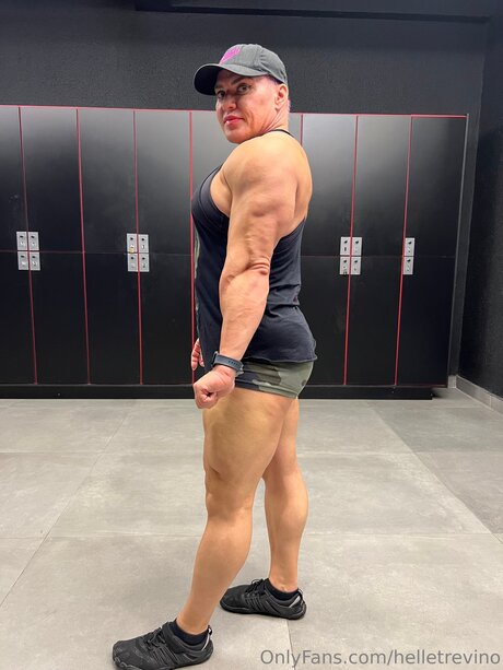 Helletrevino exklusive porno fotos