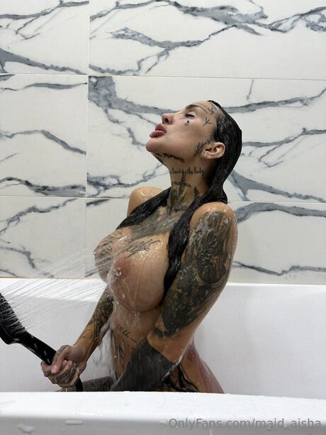 Maid Aisha kostenlose xxx galerien