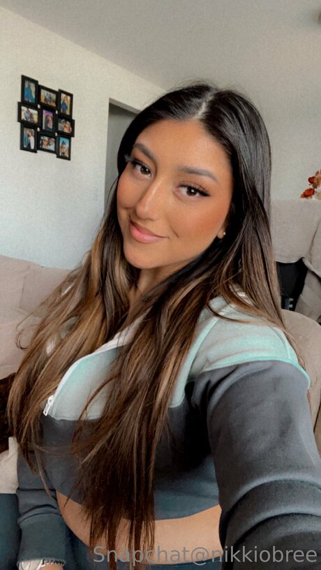 wunderschöne milf onlyfans exklusive akt galerie