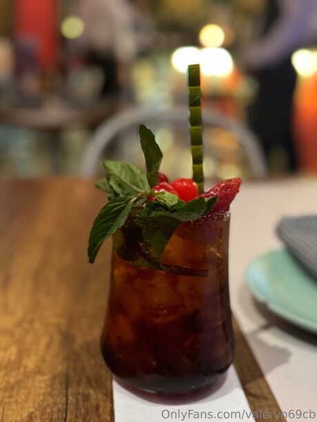 Valeryn69cb top pornografische foto