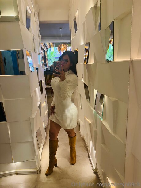 Valeryn69cb perfekte erotische bild