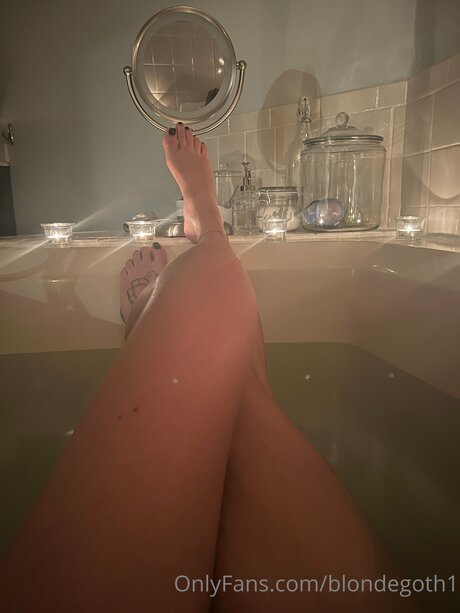 Blondegoth1 erotische heiße galerien