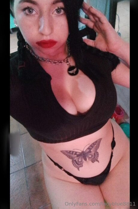 Ladyblue8811 hd erotische galerie