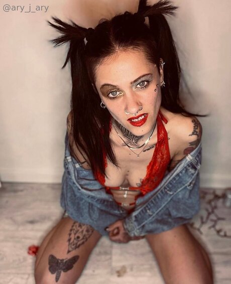 Ary J Ary hübsche xxx foto