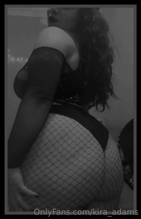 Kira Adams erotische kunst galerie