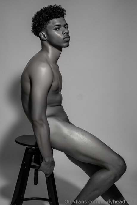 Kurlyheadtrelll hd nackte fotos