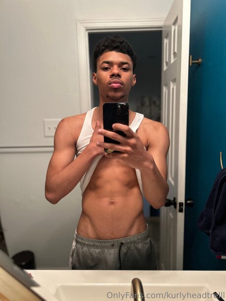 Kurlyheadtrelll porno nackten fotos