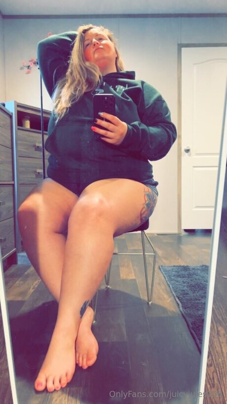 Juicyjules256 schauspielerin erotische archiv