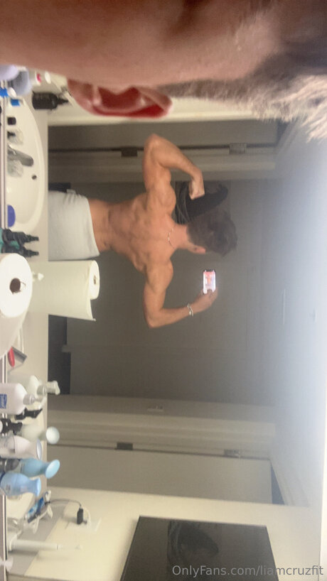 Liamcruzfit beste exklusive bilder