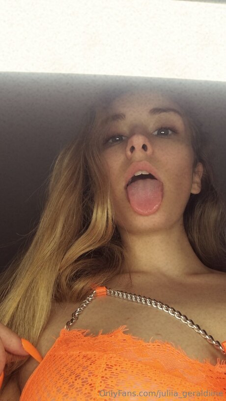 Juliia Geraldiine sexy freie archiv