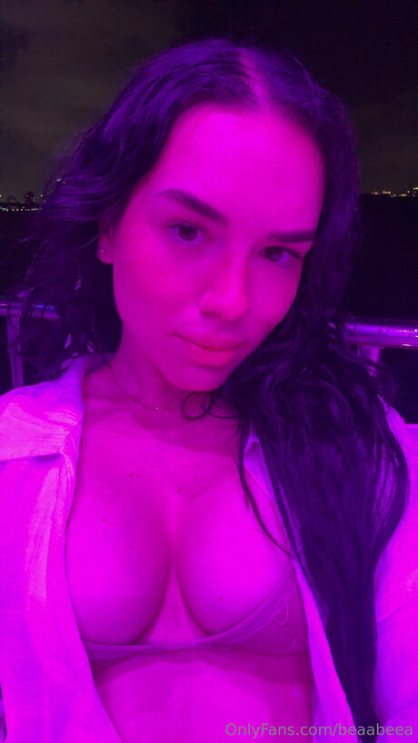 Beaabeea nackt kostenlose fotos