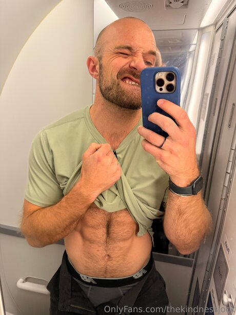 Thekindnessjock heiße nacktheit fotos