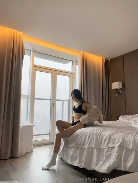 Mimiknox Official model galerie