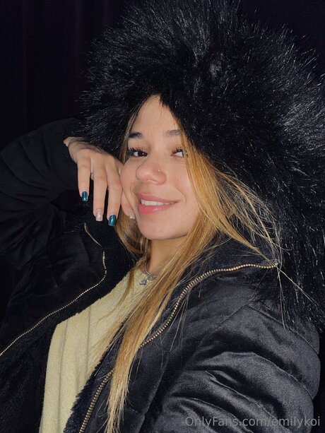 Emilykoi schauspielerin schöne archiv