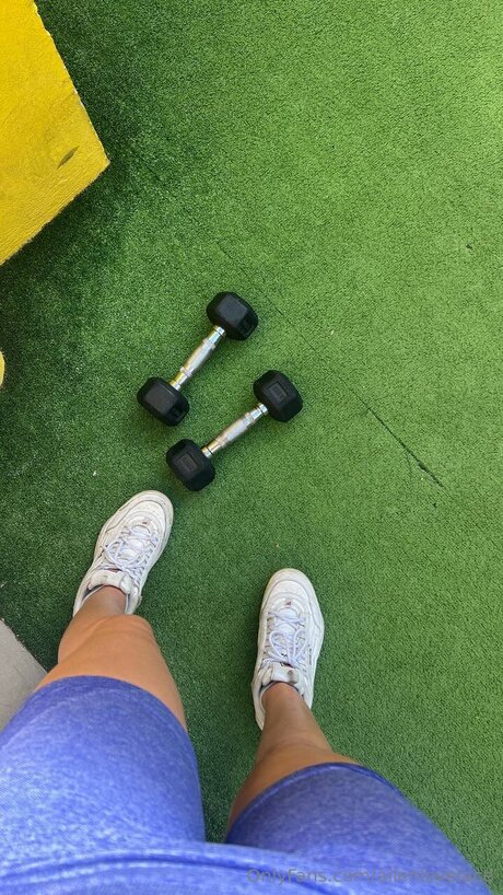 männliche asiatische onlyfans perfekte nackte bild