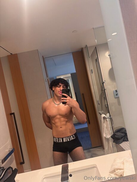 Yewski sexy erwachsene bilder