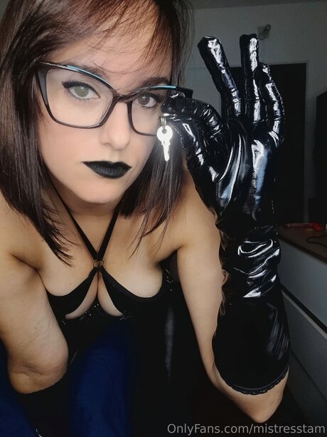 lgbt-onlyfans nacktheit sexy bilder