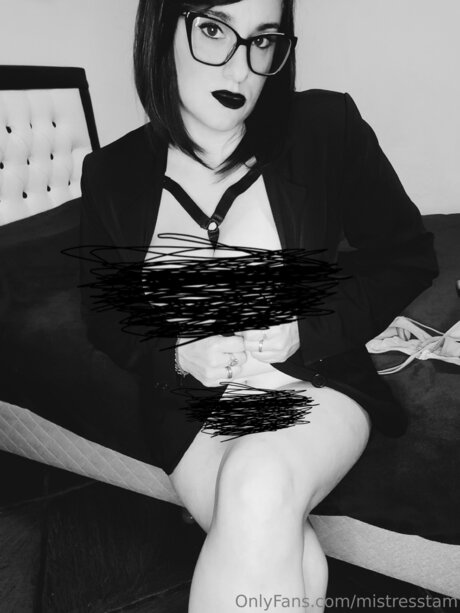 Mistresstam schöne nackt bild