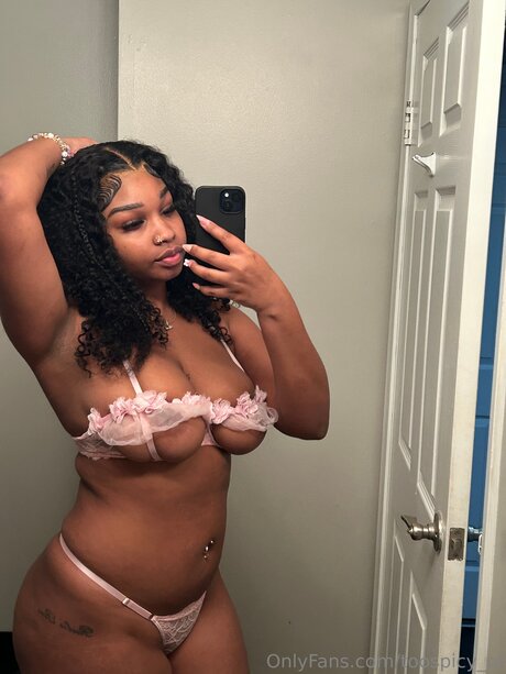 Toospicy Of erotische nackte galerien