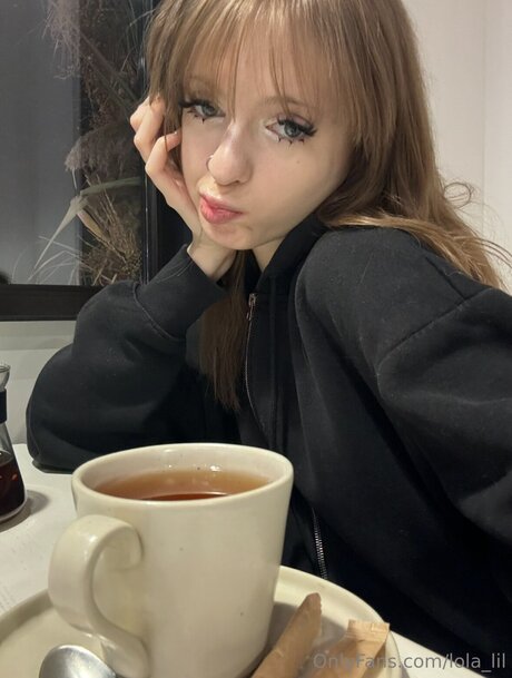 Lola Lil erotische exklusive bild