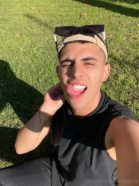 Goyyo schauspielerin akt bild