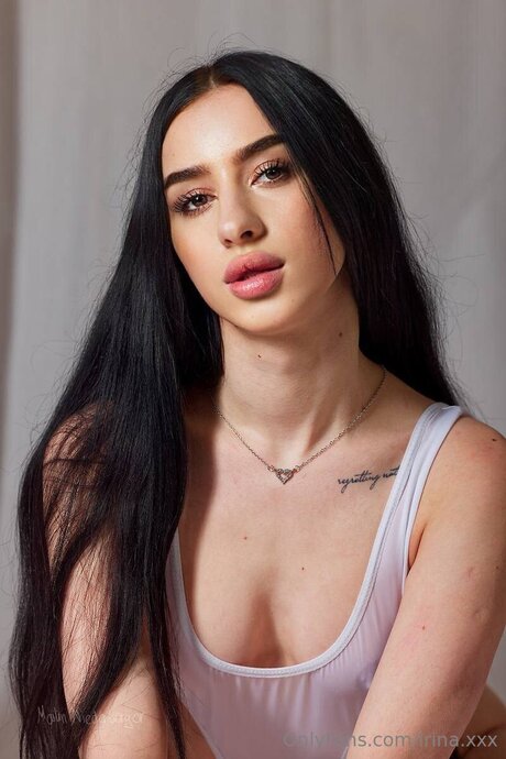 Aisha Khalifa schöne exklusive galerie